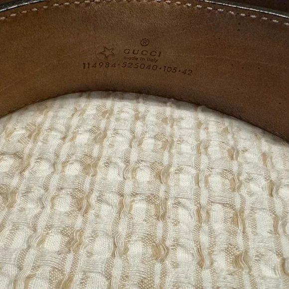 Gucci Black and Green Bag with Signature Style
